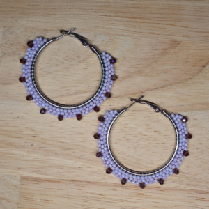 Beaded Hoop Earrings - Čík’ayela Kšúpi Čhaŋgléška - Light Purple